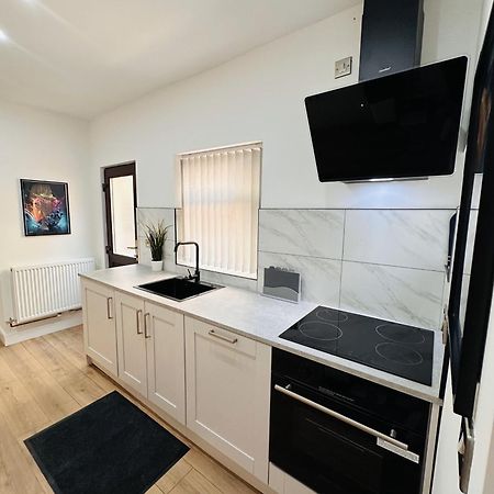 R4 Luxury Studio En-Suite Room In Harborne Lane By Queen Elizabeth Hospital Birmingham Ngoại thất bức ảnh