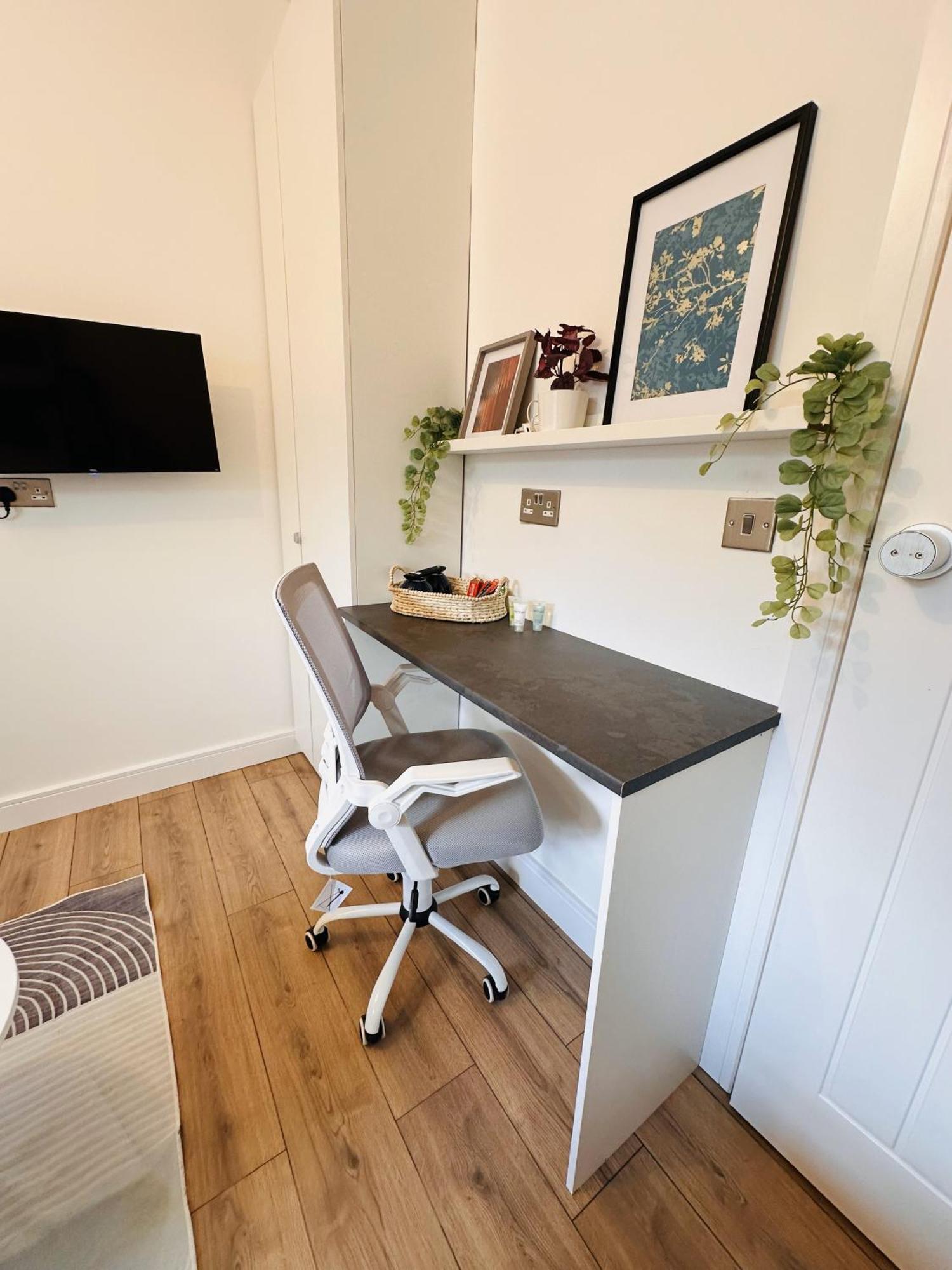 R4 Luxury Studio En-Suite Room In Harborne Lane By Queen Elizabeth Hospital Birmingham Ngoại thất bức ảnh